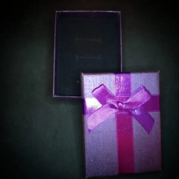 🌟 Boîte cadeau Violette 🌟